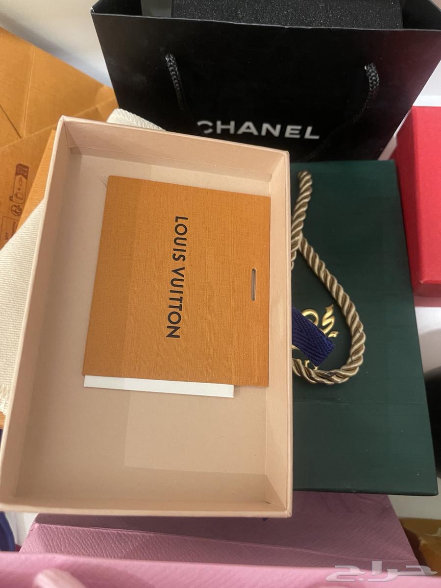 محفظه جديده ماركه اصليه64427076093443110