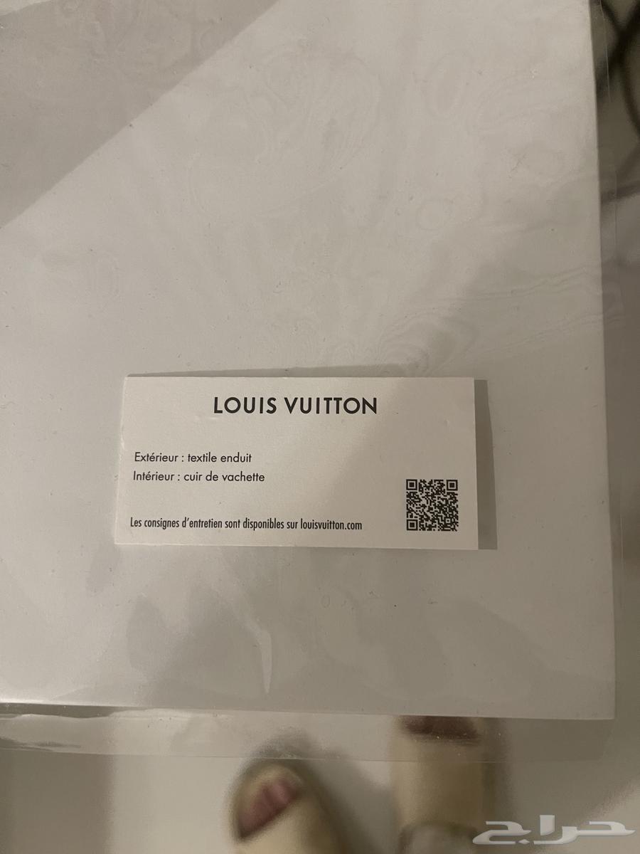 محفظه جديده ماركه اصليه64427076093443111