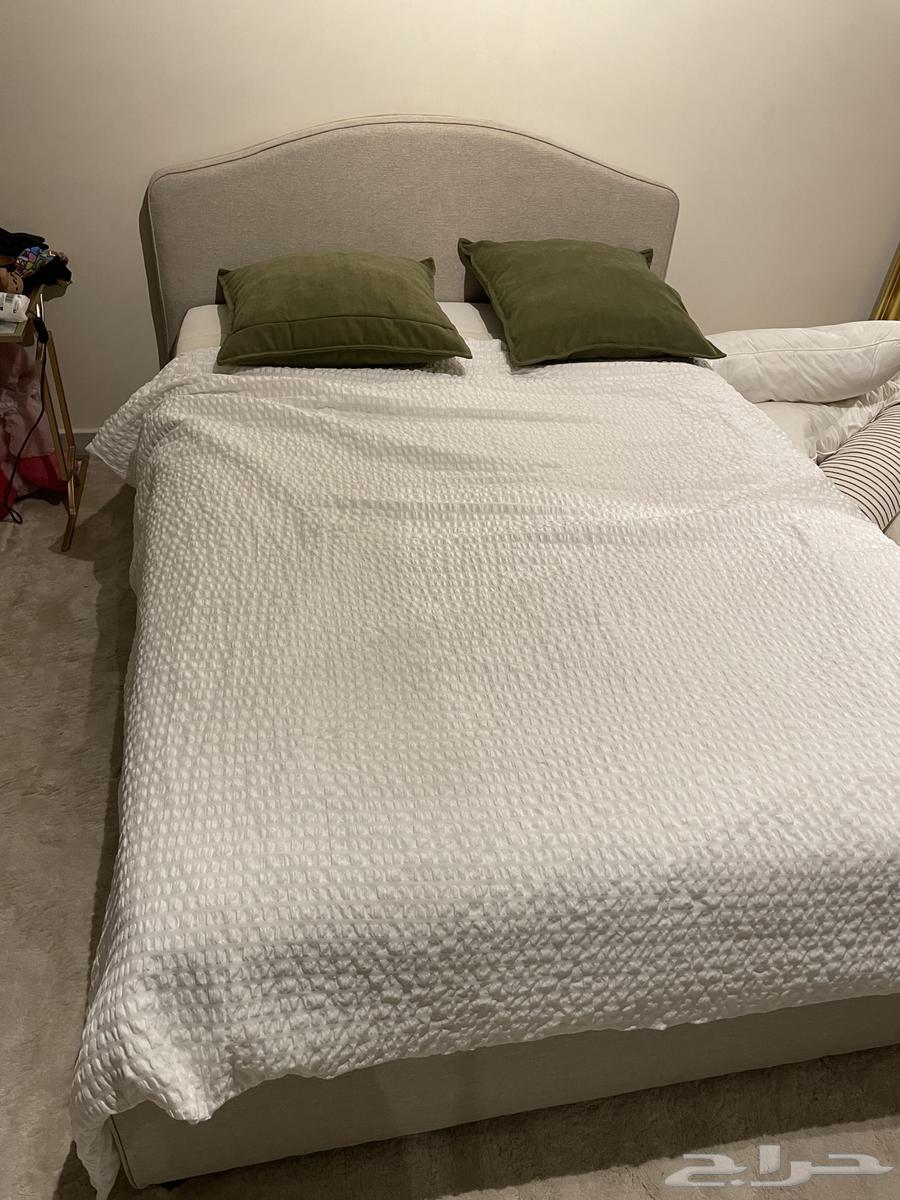 للبيع سرير ايكيا64429909937155111