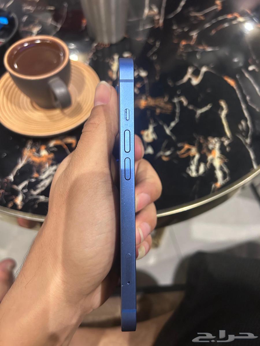 آيفون 13 للبيع بحاله جيده جدا64432386848643110