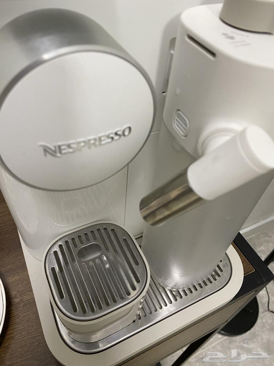 مكينة قهوه من شركة Nespresso64427410013442113