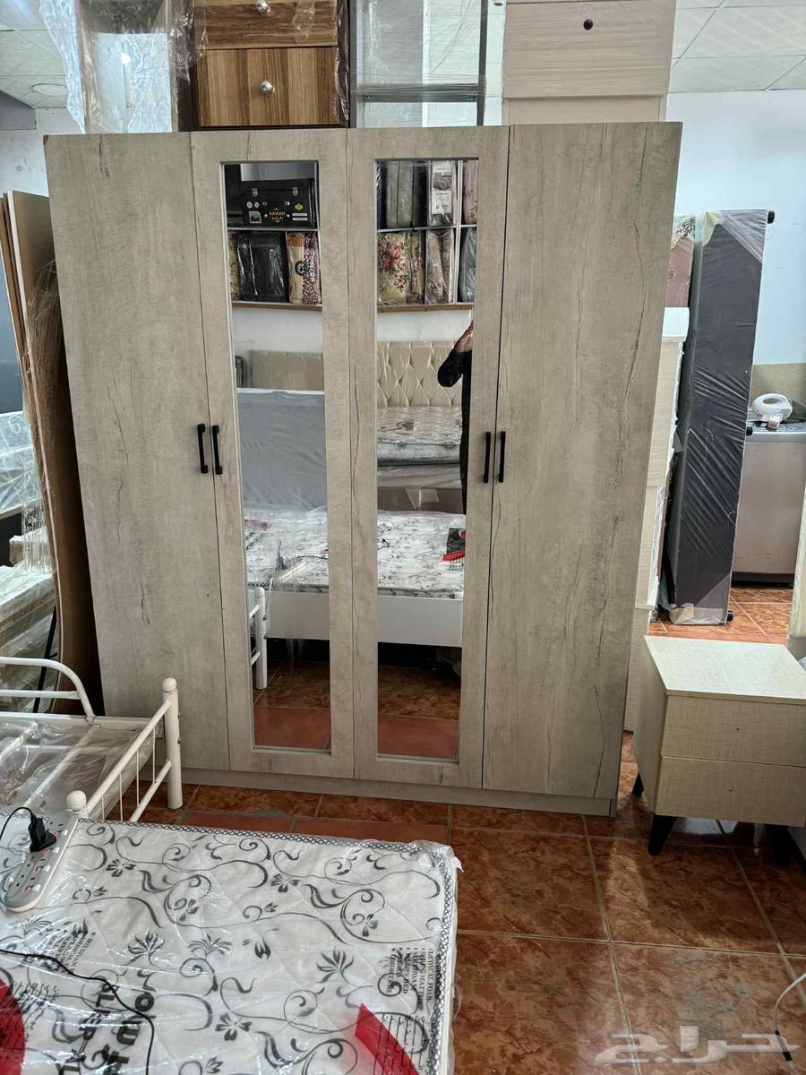 خزانات جديدة بأربعة أبواب متوفرة بجميع الألوان.64431814646147110