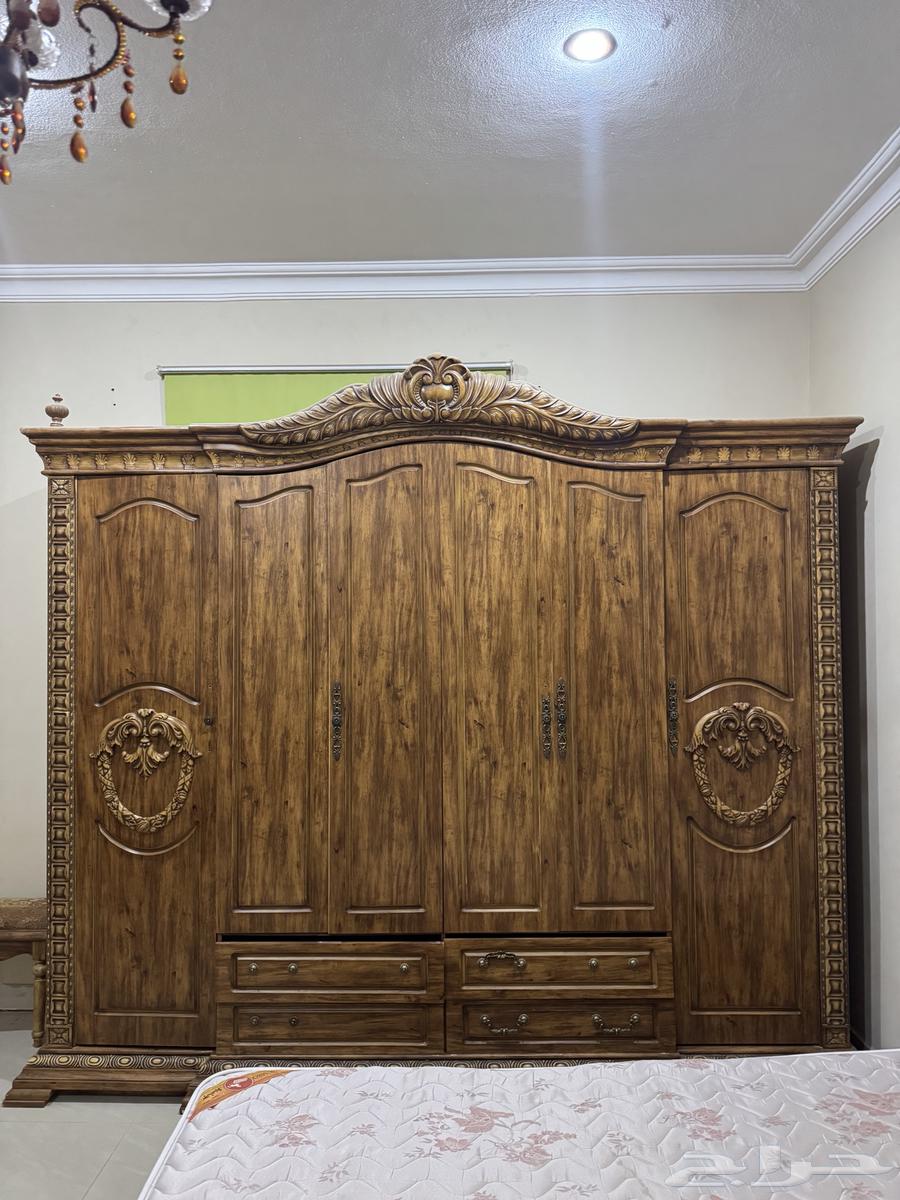 دواليب للبيع وثريا صغيره64431480744963113