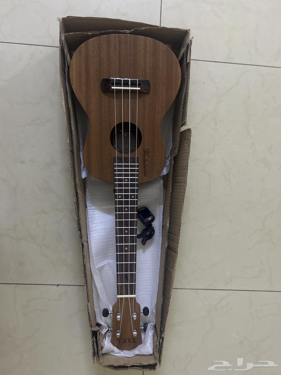 قيتار يوكليلي للبيع في الخرج64432795765889110
