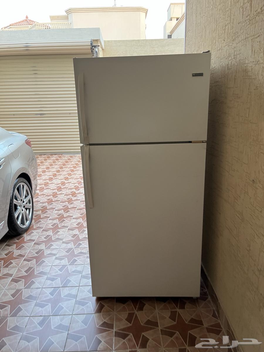 ثلاجه وغسالة ملابس للبيع تحتاج صيانة64429303691267112