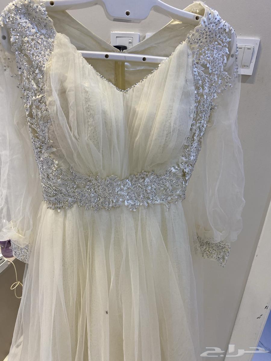 تصفيه فساتين مستعمله ب 50 و100 ريال64427423481347112