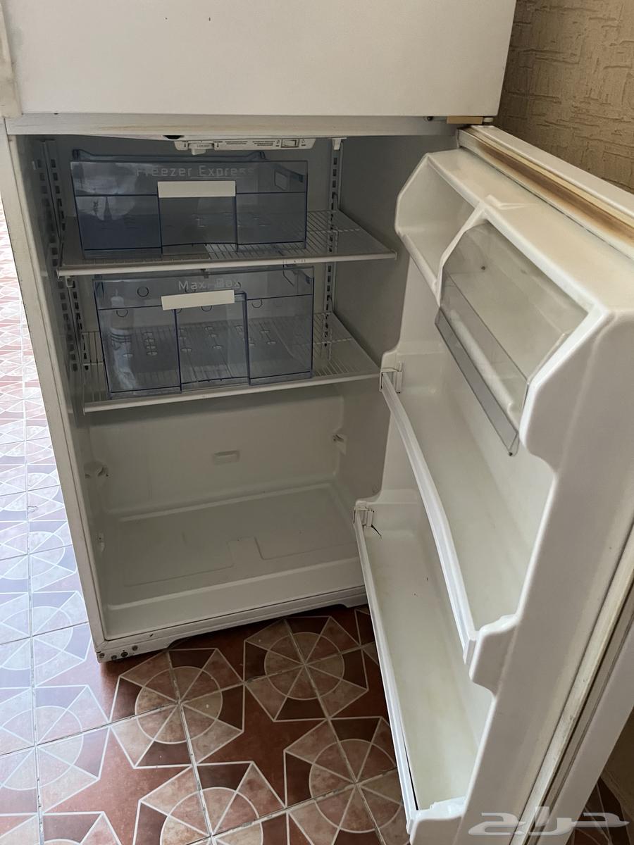 ثلاجه وغسالة ملابس للبيع تحتاج صيانة64429303691267113