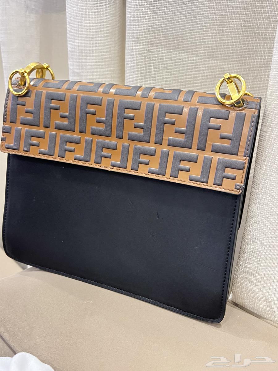 شنطة فندي الاصليه للبيع الموديل القديم64434155616386110