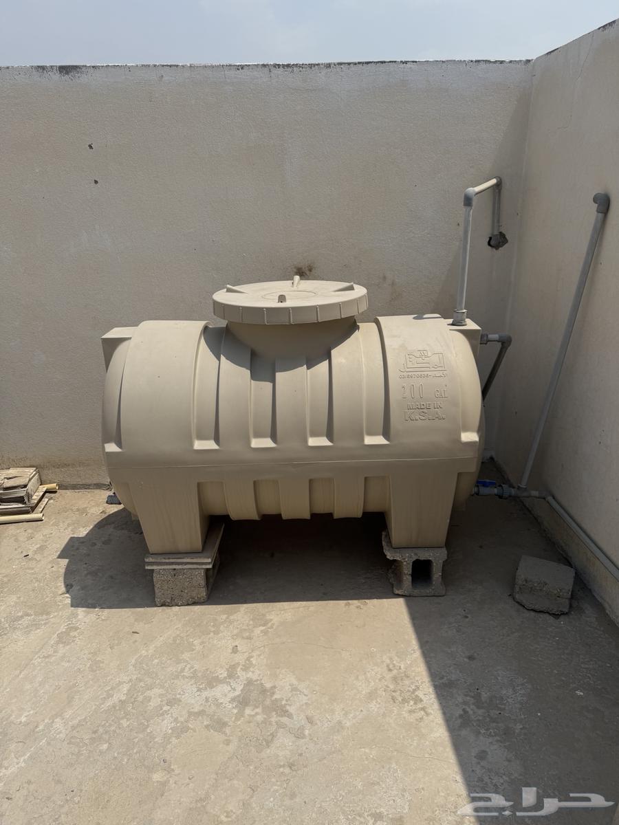 خزان ماء مستعمل بس نظيف 200 لتر البيع على السوم مين يسوم64428268779650111