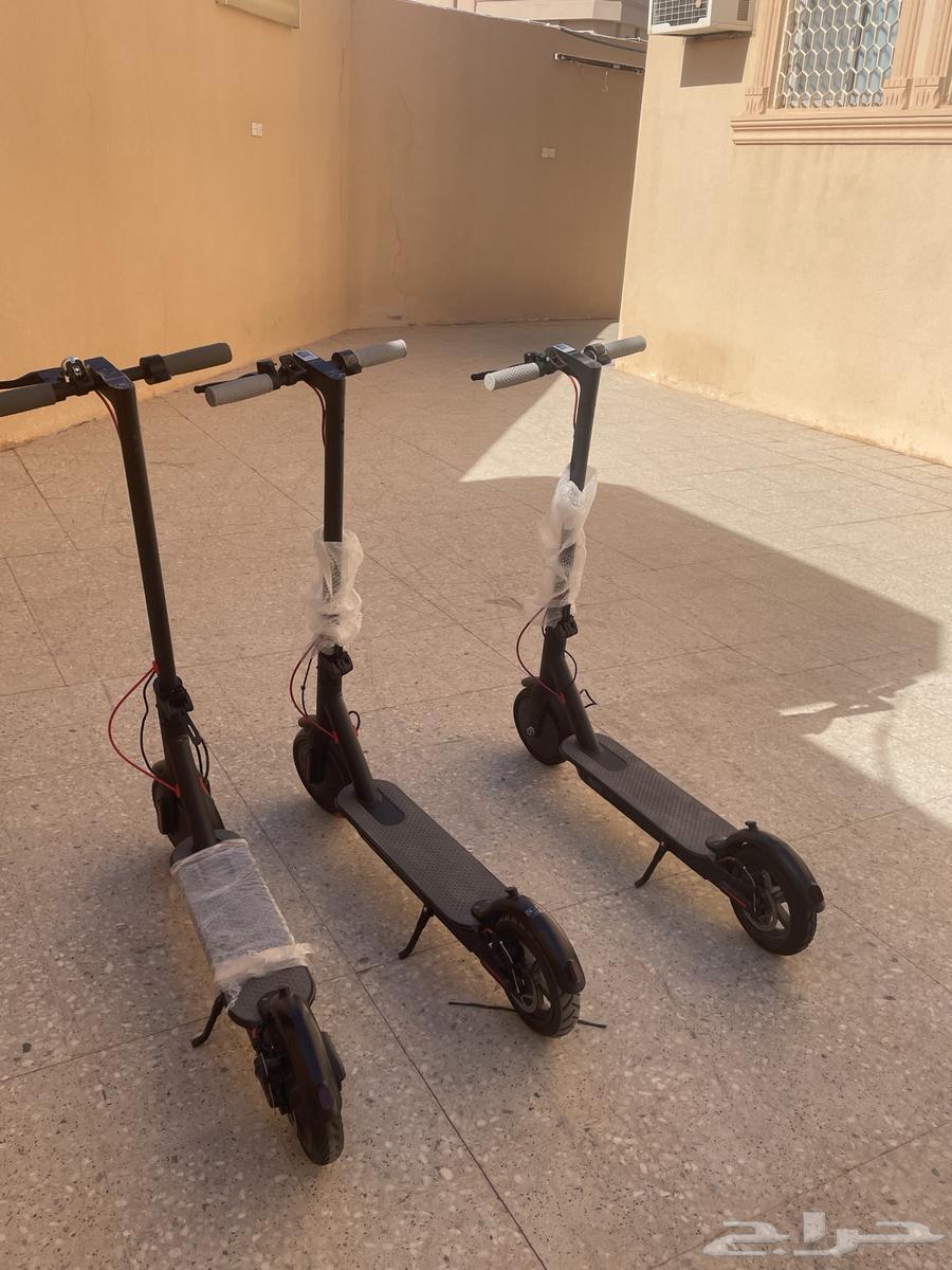 3 سكوتر كهربائي شبه جديد للبيع64429762255363111