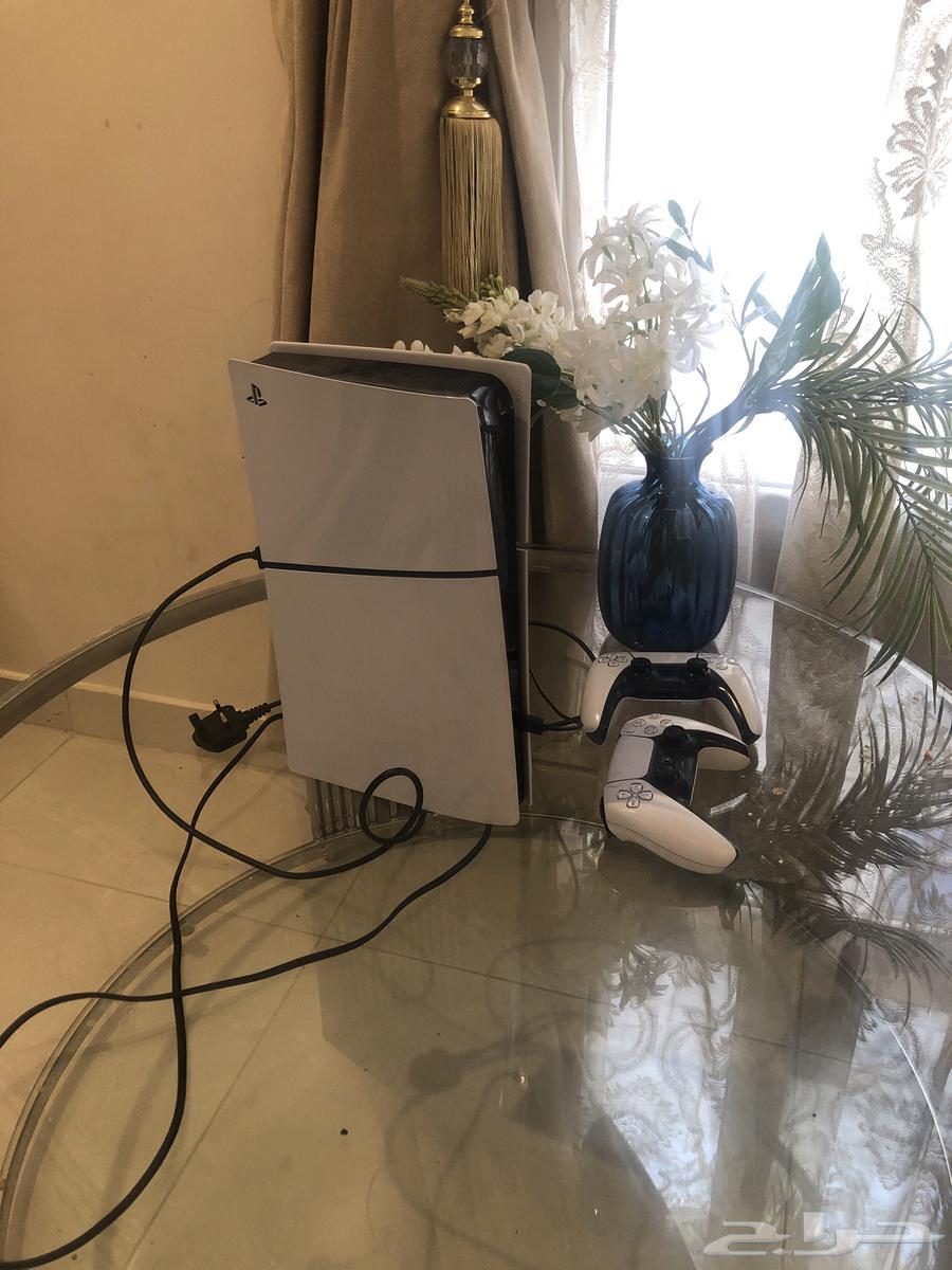 سوني 5 . مع اليدين واغراضه كامله64427919290627111