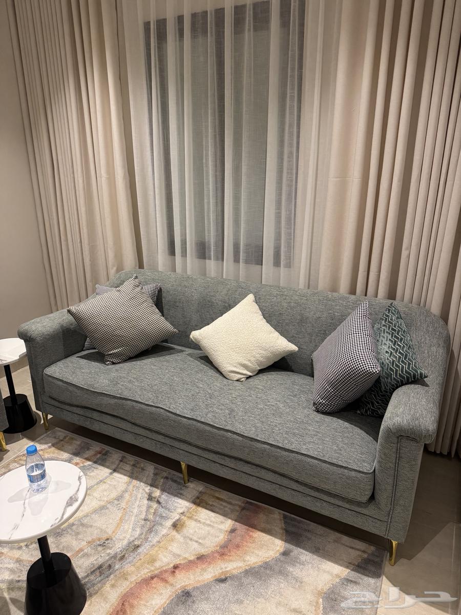 للبيع أثاث راقي ونظيف جدا64426631762177112