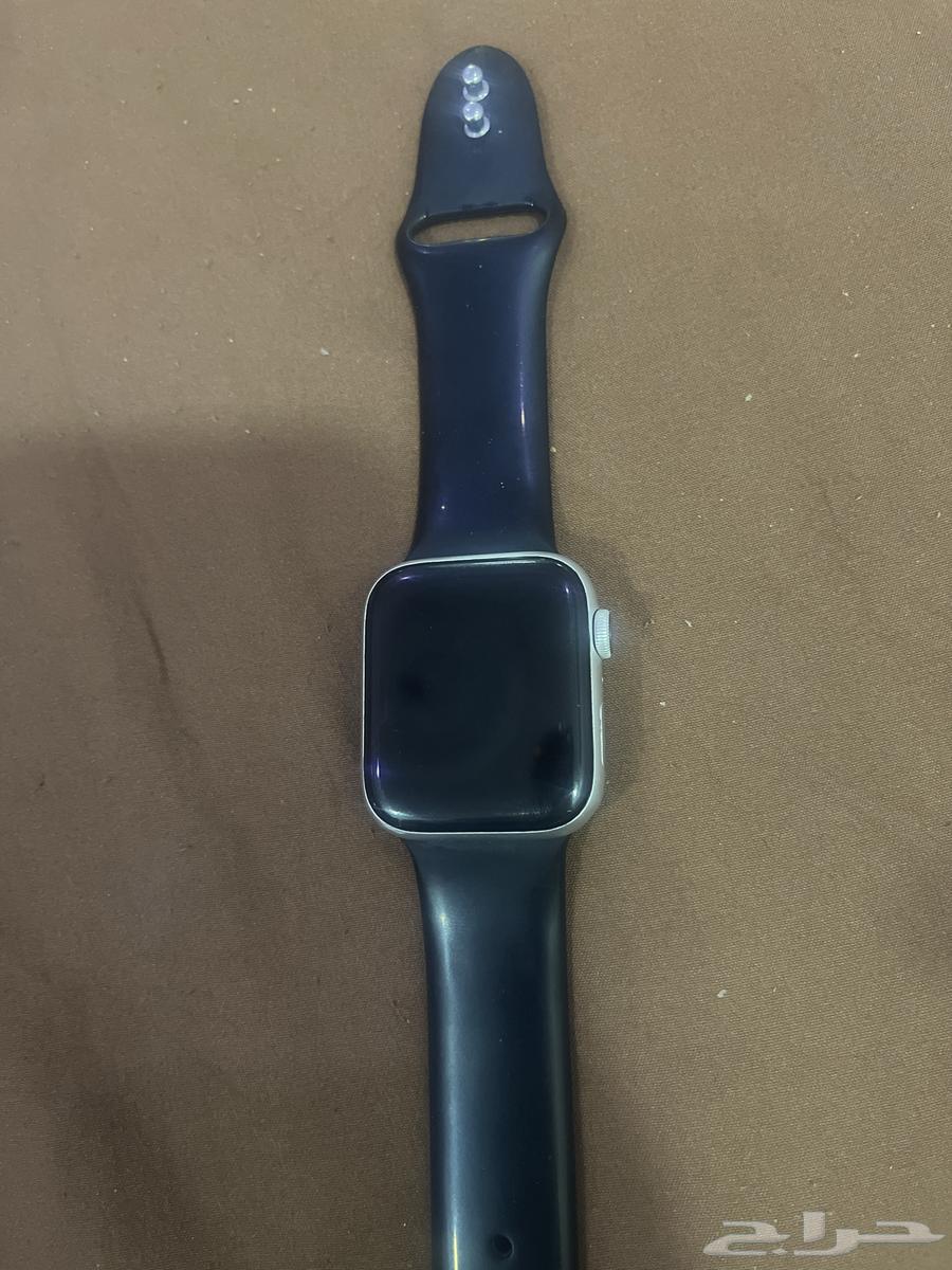 للبيع ساعه ابل الجيل الرابع64429936582787110