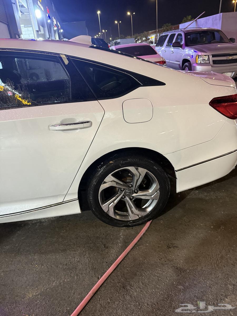 Care Center for Suction, Adjustment, and Painting on Smart City University Road64592684823041111