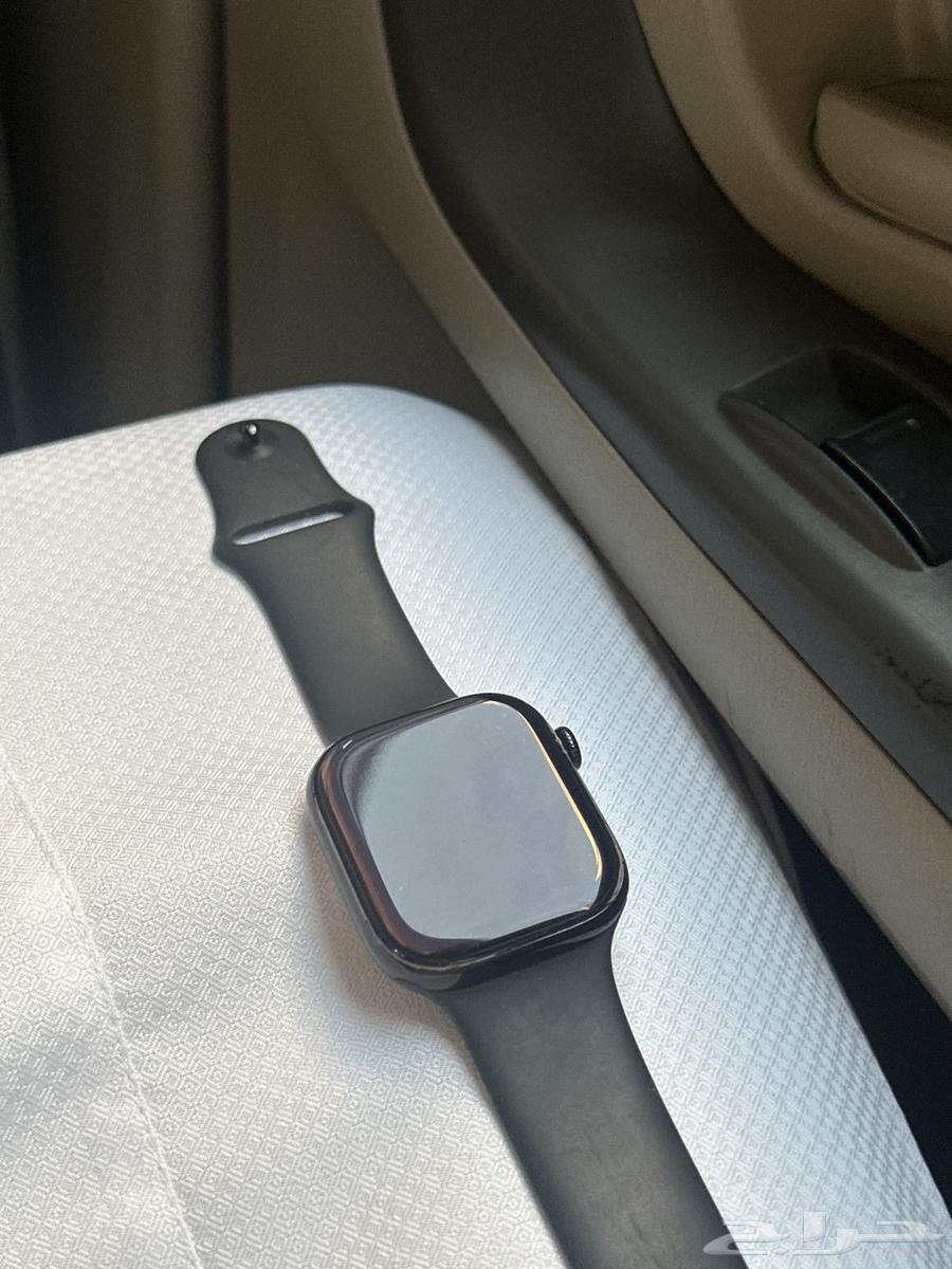 ساعه ابل 1064431008168707110