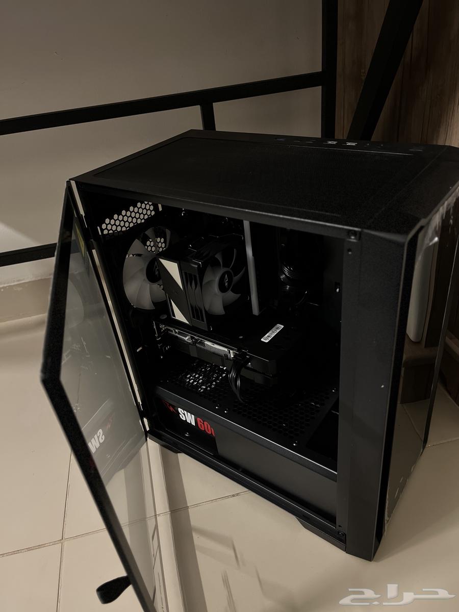 PC للبيع استخدام ساعة واحدة وما عرفت كيف استخدمه64427596308482111