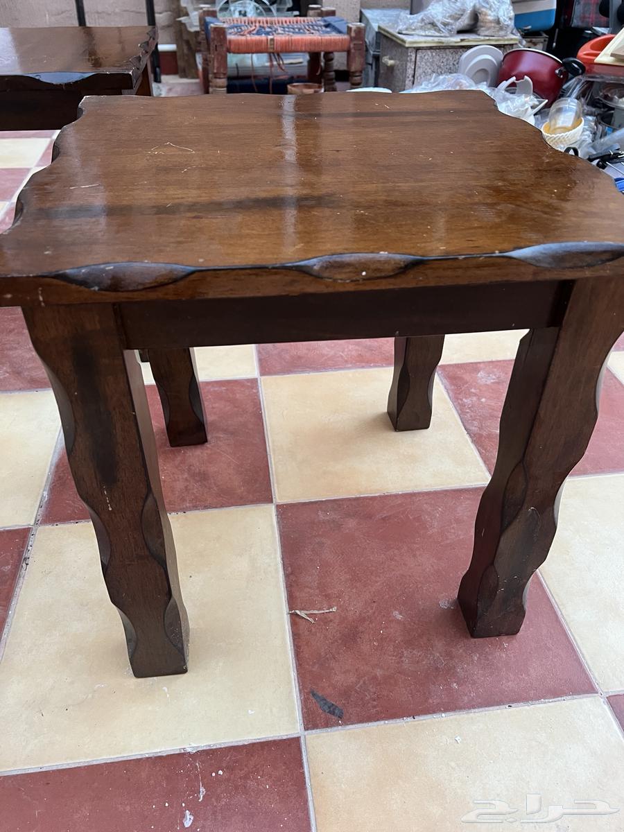 للبيع اثاث طاولتين خشب64427196207235112