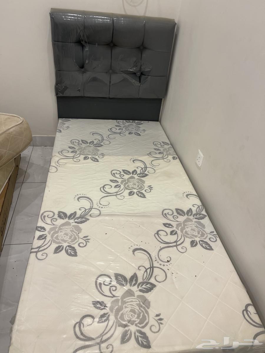 سرير نوم للبيع64431345396609111