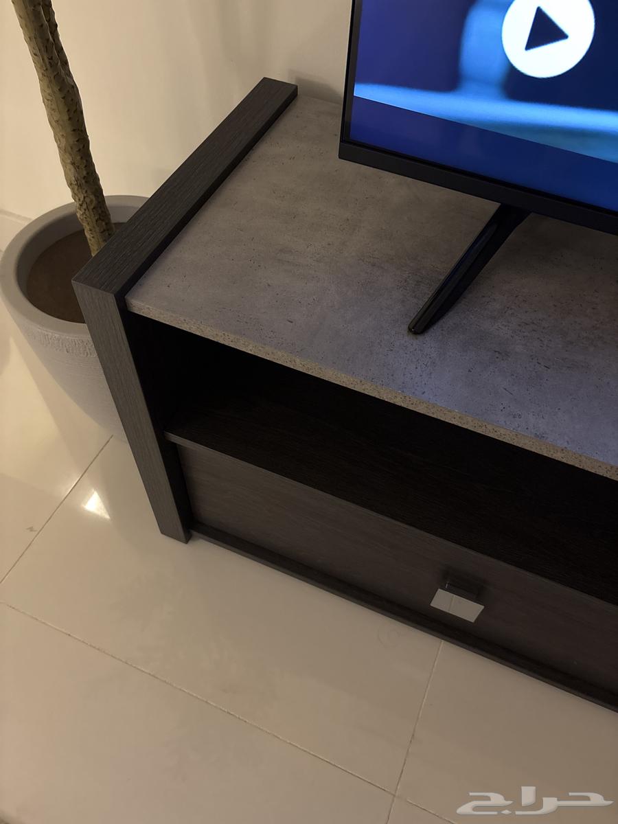 طاولة تلفزيون من هوم بوكس جديييدة64431399614465111