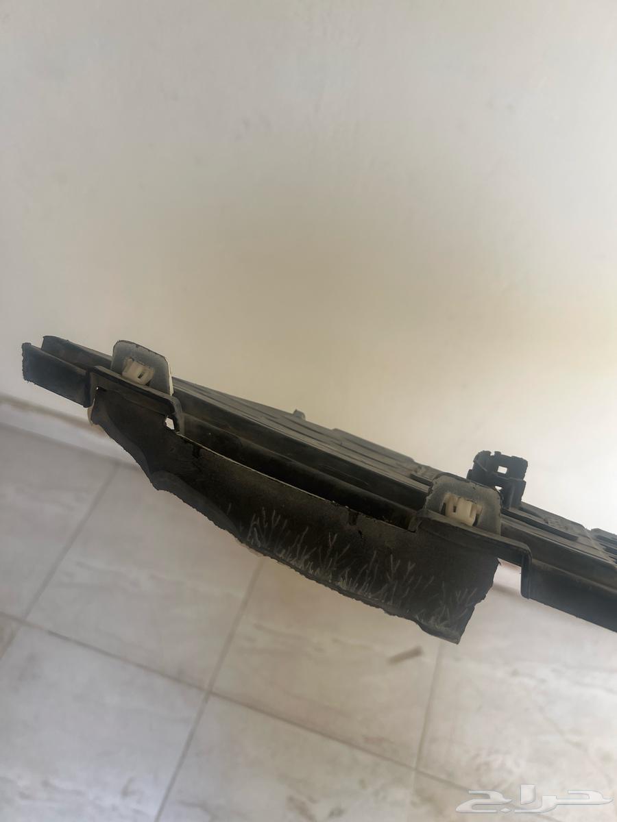 شبك سفلي صدام كريسلر 2015 وما فوق64588024039554113