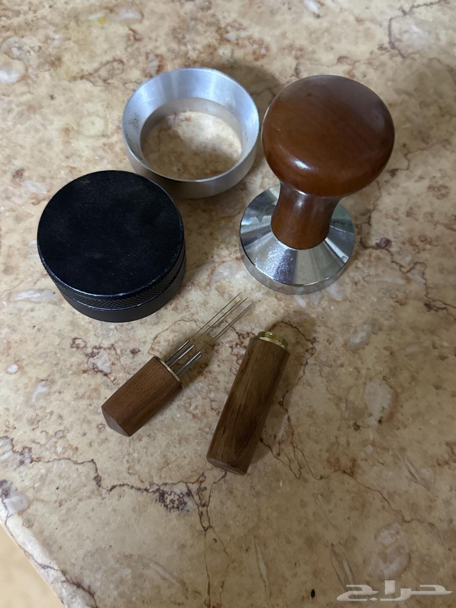 اله قهوه مع مستلزماتها64433270068866111