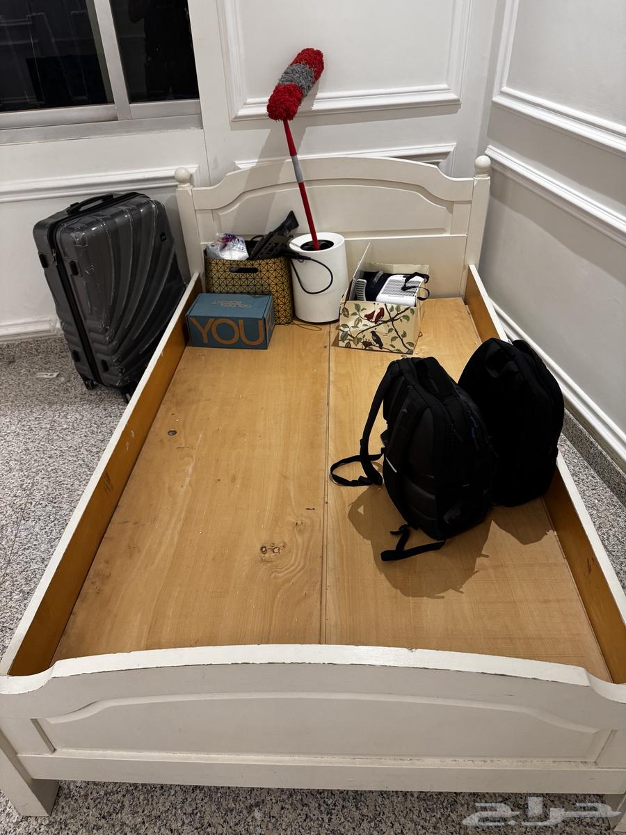 شرط البيع يوم السبت - بقايا عفش للبيع ب250 ريال64432496015617111