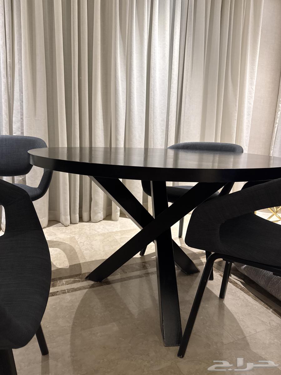 Dining Tables64432700571651112