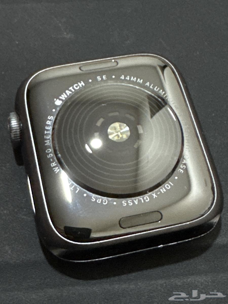 ساعة ابل مقاس 44 شريحه SE64429303816577110