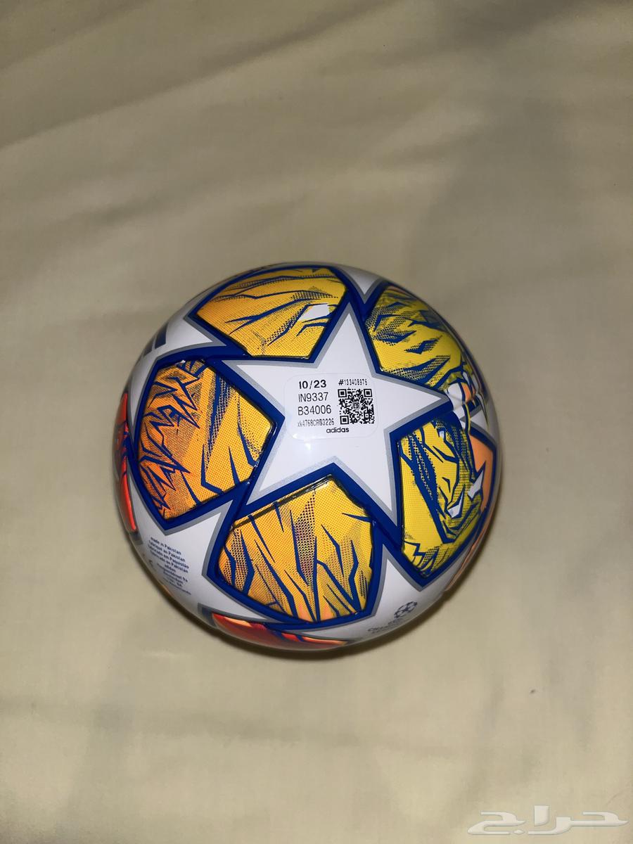 كرة دوري ابطال اوربا64429451783170111