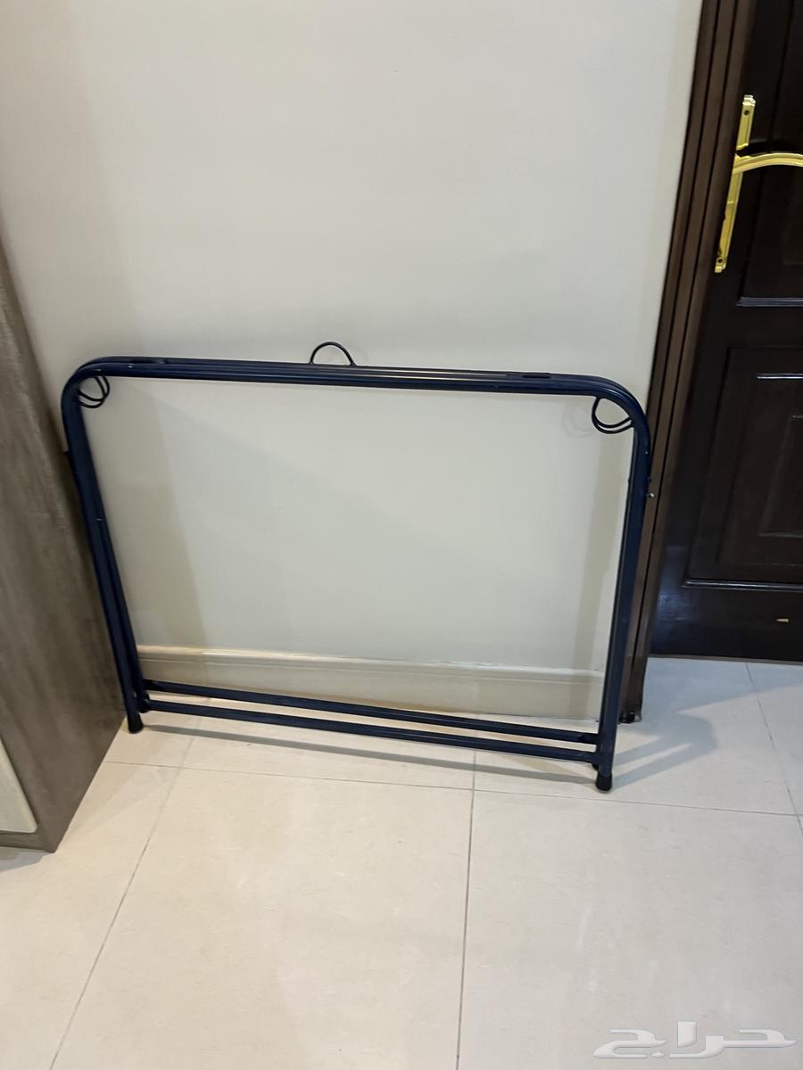 طاوله نظيفه وهندول اطفال بقماشه64433539495043110