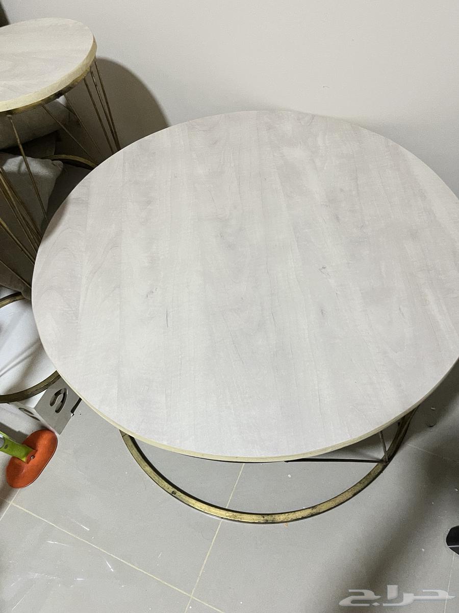 طاولات للبيع64426577812353111