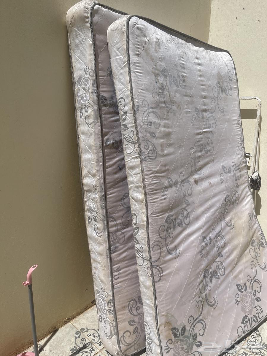 شاشة ال جي واشياء اخرى للبيع بسعر طيب64429022621186111