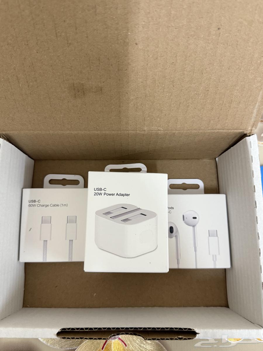 سماعة وشاحن وسلك ايفون اصلي64430421584386110