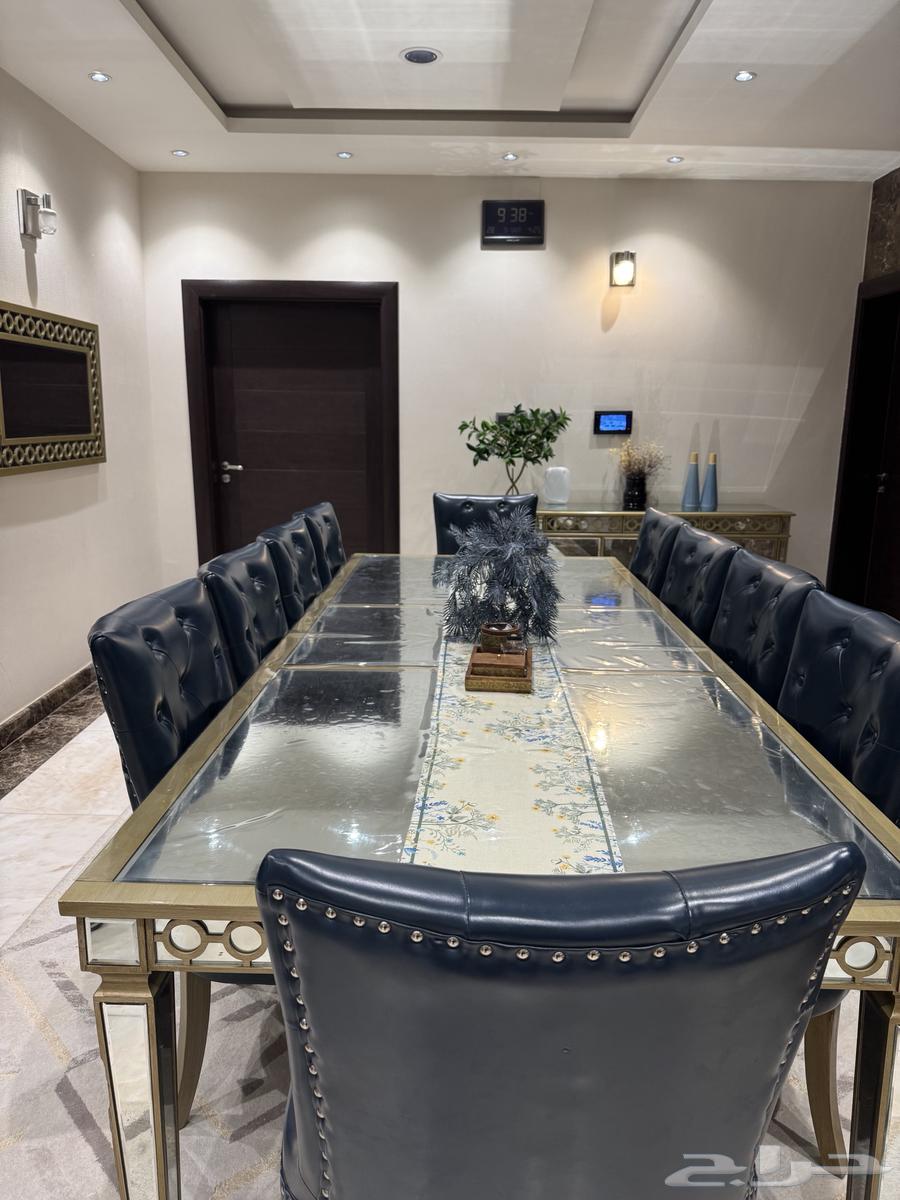 Dining table64432890586115113