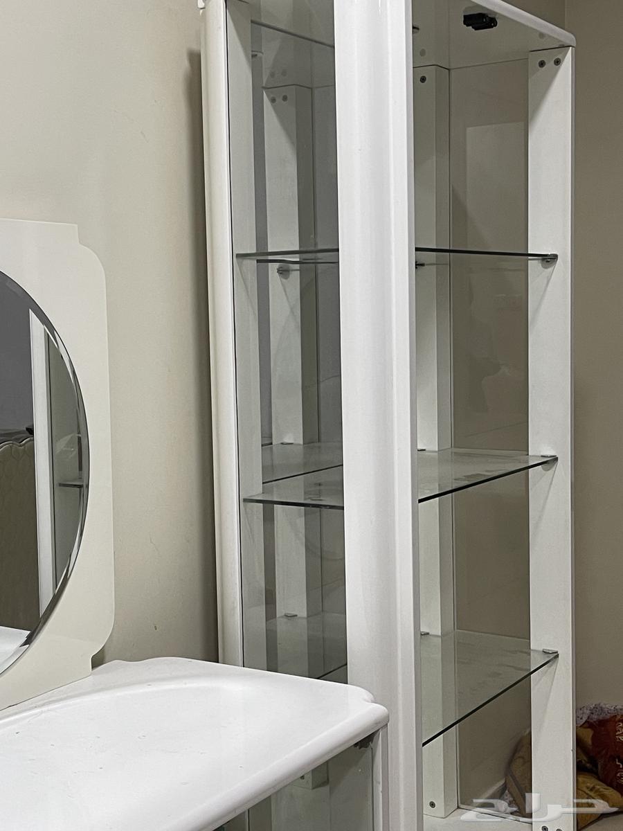 طاولة بوفيه ودولاب64432809202178110