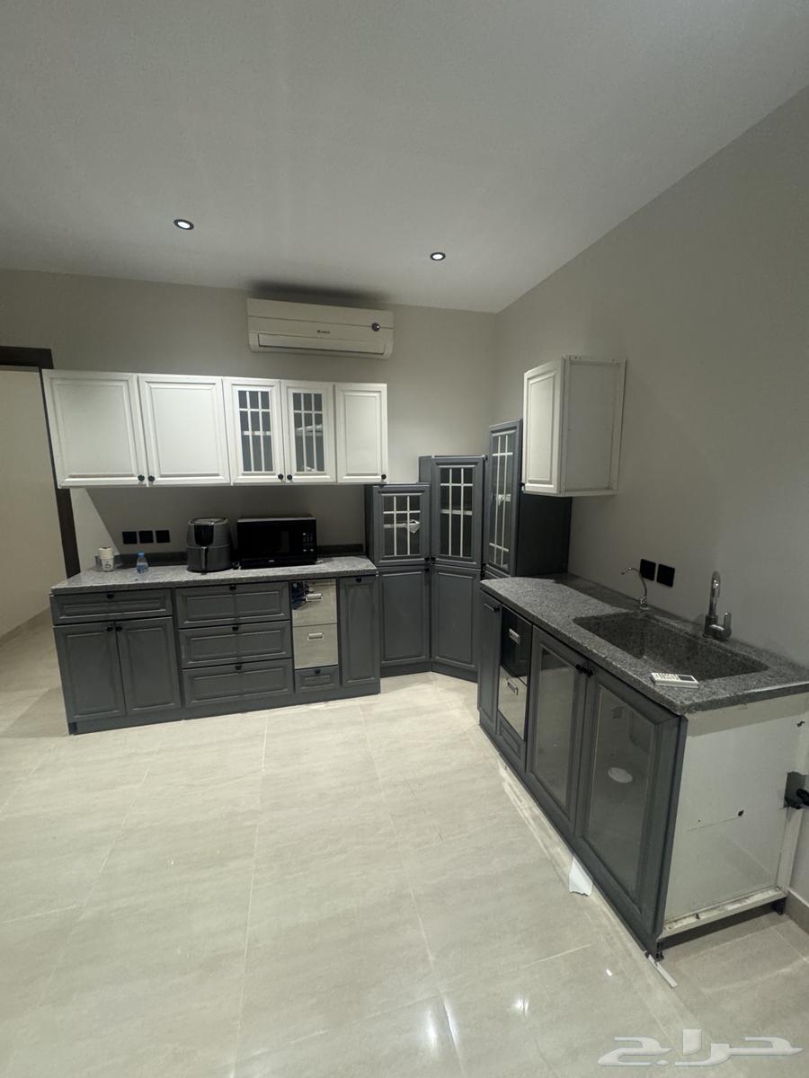 للبيع أثاث راقي ونظيف جدا64426631762177110