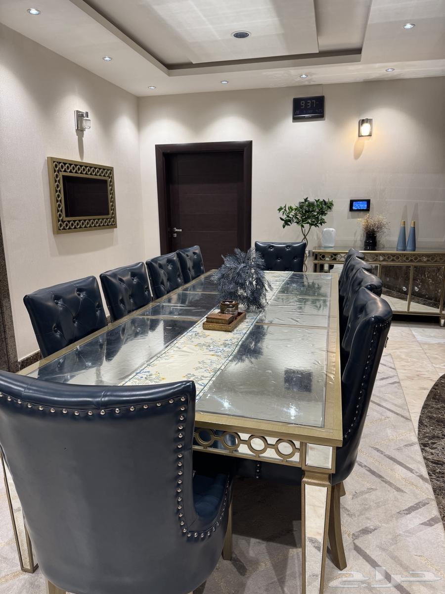 Dining table64432890586115114