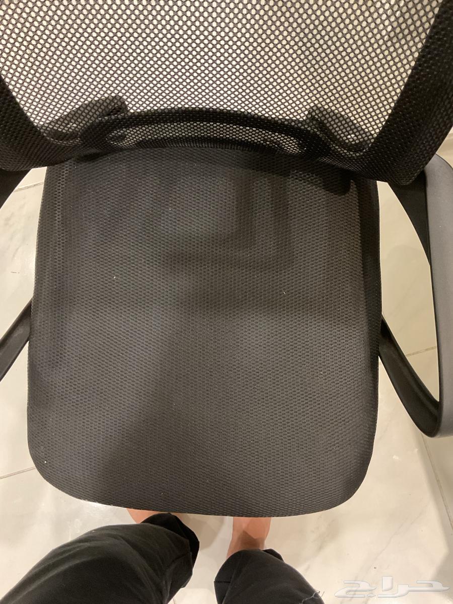 كرسي مكتبي نظيييف جدا ولا فيه أي ملاحظات64433026521987111
