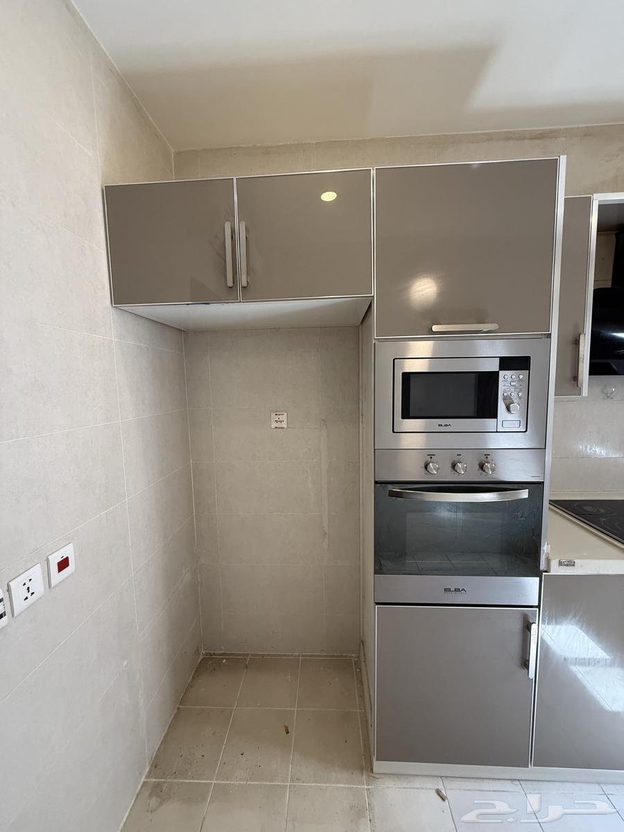 للبيع مطبخ مع أجهزة كهربائية Built-in64430913872129111