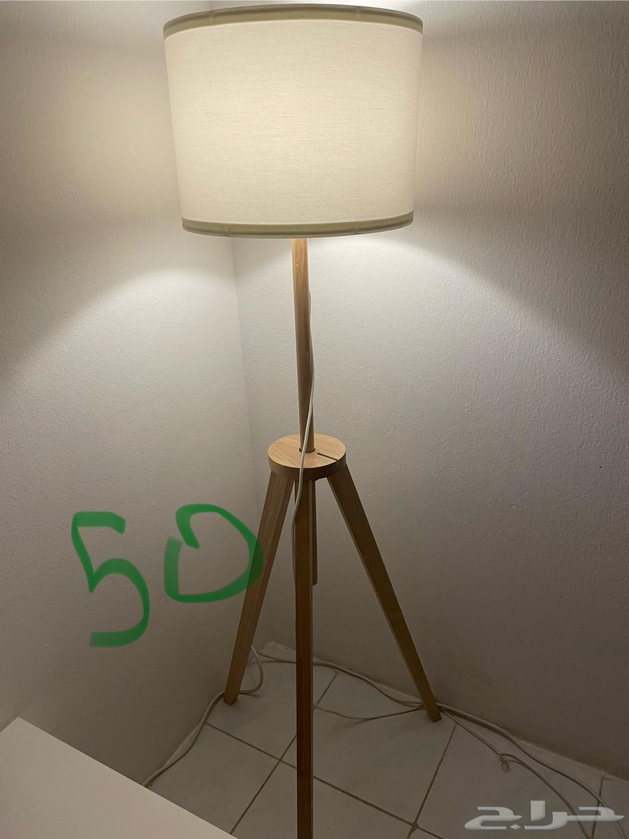 خزائن ومكتب ومتفرقات للبيع64432359571713113