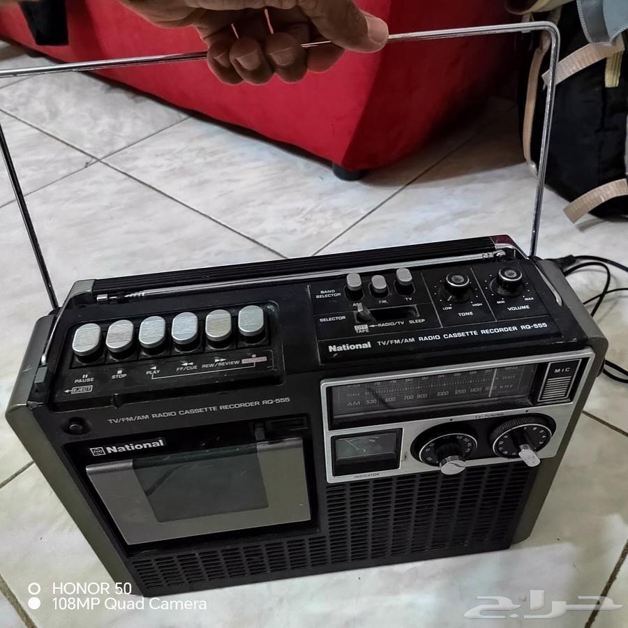 مسجل وراديو ناشونال اثري بعمر 50 سنة من عام 197564431142699010112