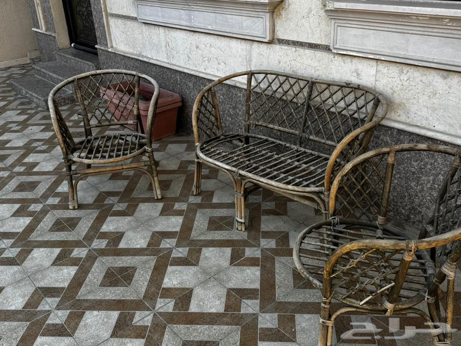 كراسي خارجية للبيع64427609870338112