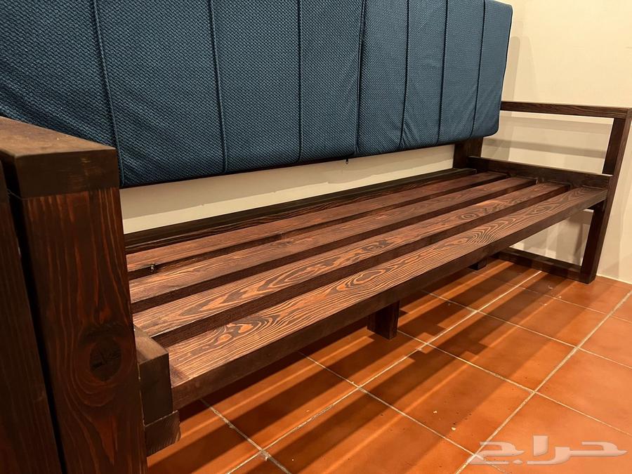 جلسة خشب64431305093762112