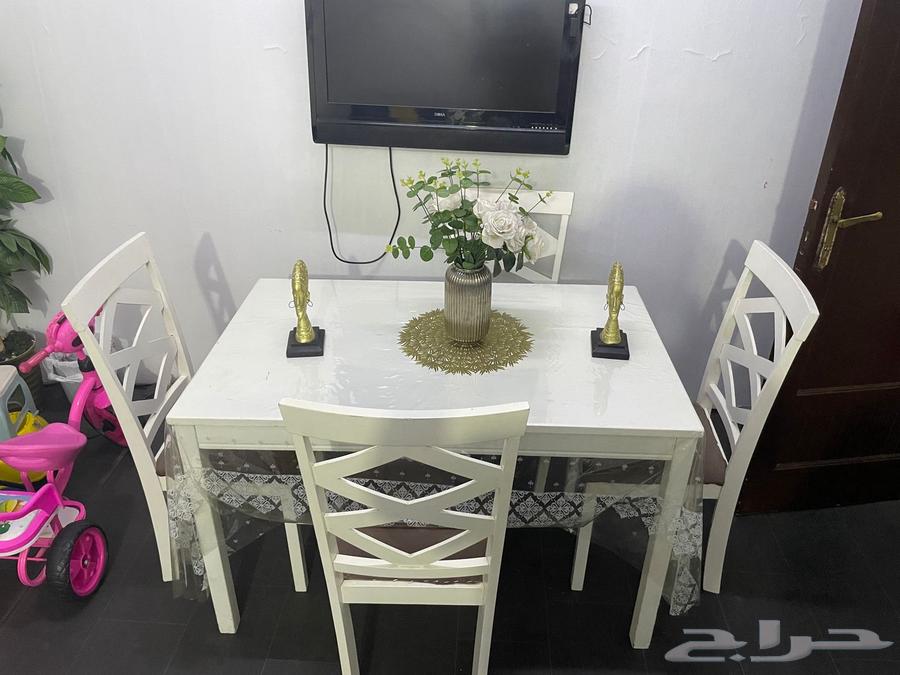 Living Room Set 4 and Dining Table64427250629762112