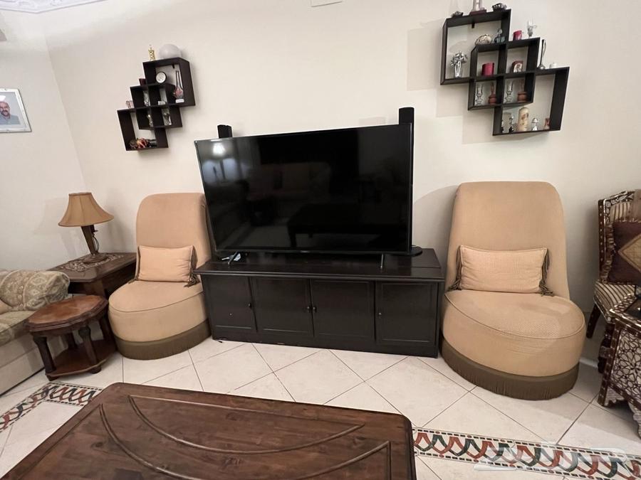 Selling a guest room sofa (majlis) (price reduced for quick sale)64428657558274112
