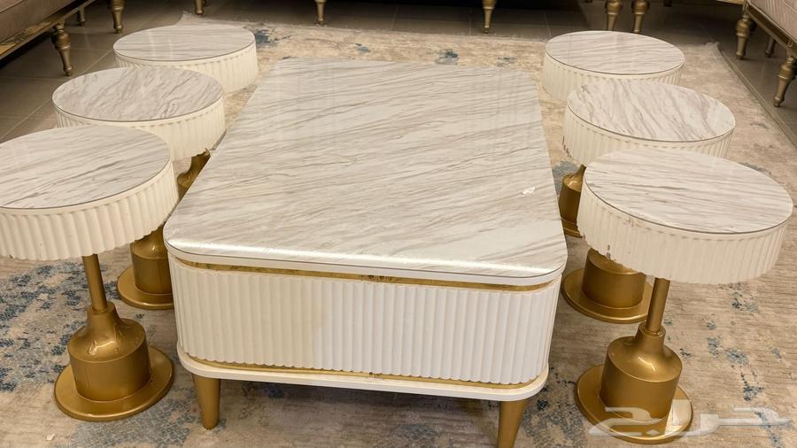 طاولات طاوله كبيره وطاولات خدمه طاوله الكبيره مافيه عيوب64431142714497110