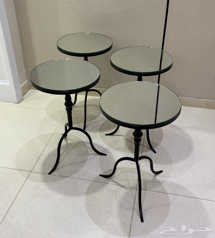 4 semi-new serving tables painted with scratch-resistant oven paint64428228440833110