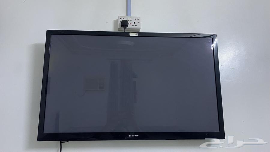 شاشة بلازما شركة سامسونج سليمه الصوره   الصوت خفيف شوي64432386804737112