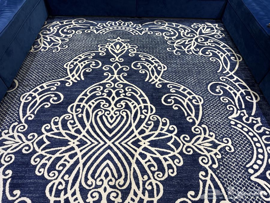 سجاد ازرق وابيض64426860928131110