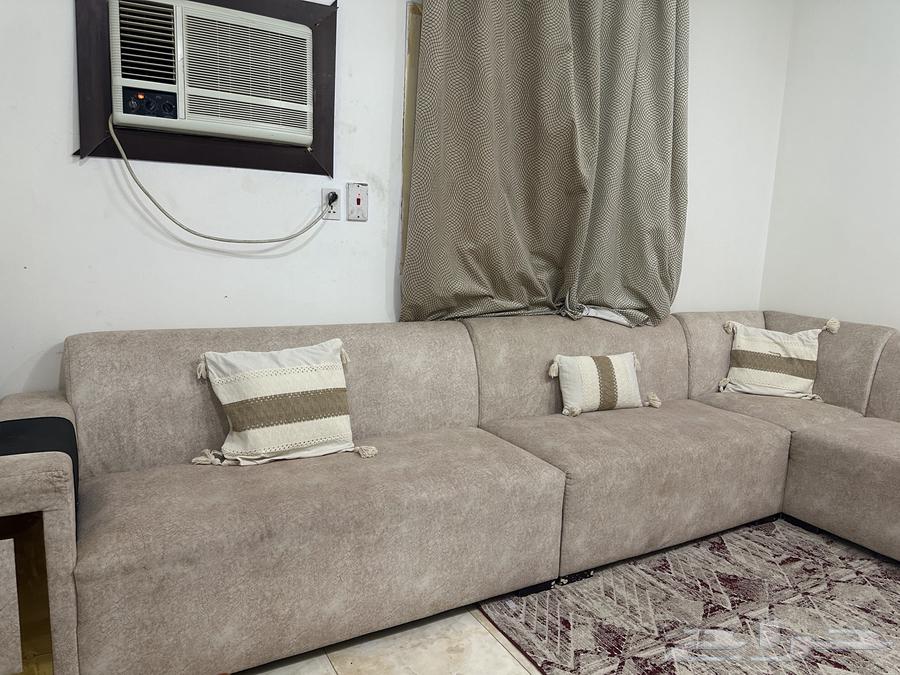 Clean sofa for sale64433458190593112